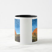 Rode gloed van de beroemde Ayers Rock in de Outbac Mok (Midden)