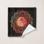 Rode & Gouden Mandala Bad Handdoek (Wasdoekje)