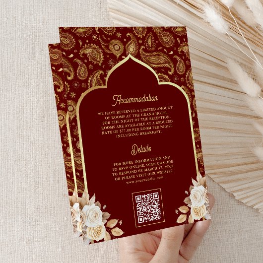 Rode Gouden Paisley Bloemen QR Code Indische Bruil
