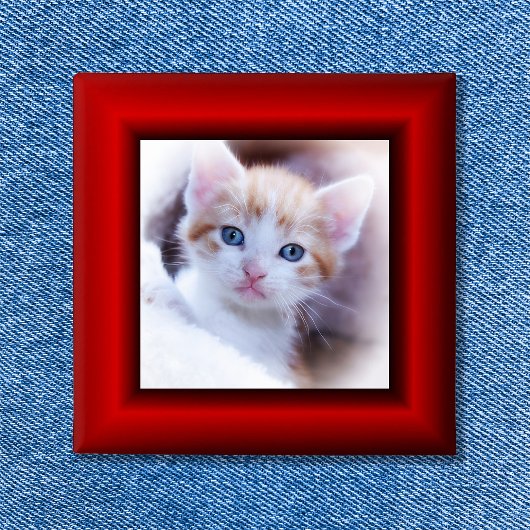 Rode grens vierkante button 5,1 cm