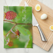 Rode groeiende bosaardbeien met groene naam theedoek (Quarter Fold)