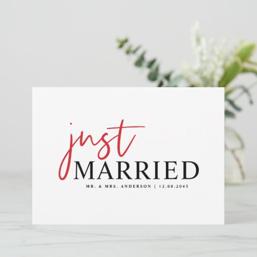 Rode handgeschreven Typografie Modern net getrouwd Aankondiging (Staand voorkant)