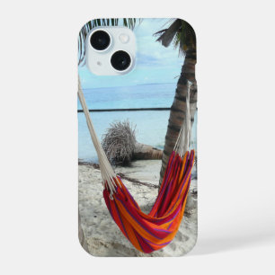 Rode Hangmat Tussen Palmen, Caribisch Strand iPhone 15 Case