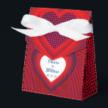 Rode Hart Liefde Bruiloft Bedankdoosjes<br><div class="desc">Ongeacht het type bruiloft dat men wenst, zijn deze uniek ontworpen en aanpasbare producten hier om de planning van de bruiloft gemakkelijker te maken en de feesten veel leuker voor iedereen! #zazzlemade #wedding #weddingplanner #weddingideas #weddingdecor #bride #bachelorparty #bachelorette #weddingparty #weddingreception #bridalparty #weddingdress #verloving label #couple #groom #bridetobe #events #weddingday #bridesmaids...</div>