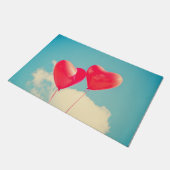 Rode hartballon tegen troebel hemd deurmat (Schuin)