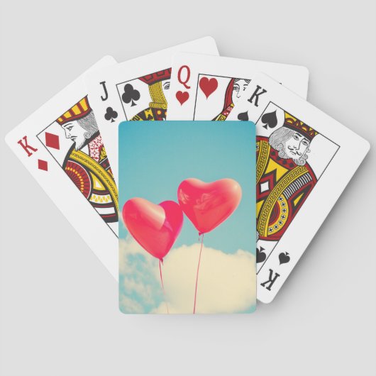 Rode Hartballonnen Tegen Bewolkte Lucht Pokerkaarten (Achterkant)