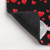 rode harten en boog op zwart muismat (Hoek)