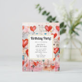 Rode harten grillige liefde patroon verjaardag uit uitnodiging briefkaart (Staand voorkant)