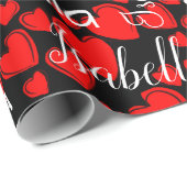 Rode harten met persoonlijke naam cadeaupapier (Rol Hoek)