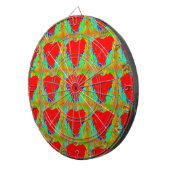 rode harten op groene dart board dartbord (Voorkant Rechts)