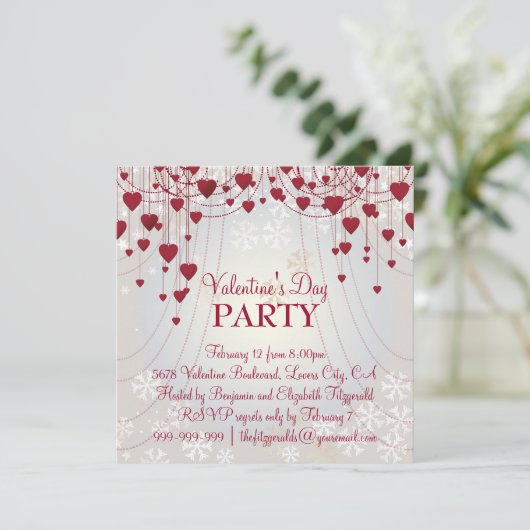 Rode harten op Radiant White Valentijns Party Kaart (Staand voorkant)