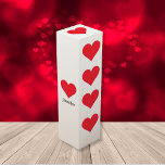 Rode harten op wit - gepersonaliseerde Valentijnsd Wijn<br><div class="desc">Red Hearts on White - Gepersonaliseerde Valentijnsdag Wine Box,  met beide namen gepersonaliseerd. Klik op afbeelding om het snel en eenvoudig aan te passen. 30 dagen geld terug garantie. Red Hearts on White - Gepersonaliseerde Valentijnsdag wijndoos,  gemaakt door artiest RjFxx *Alle rechten voorbehouden. #ZazzleMade</div>