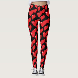 "Rode harten op zwarte achtergrond" Leggings