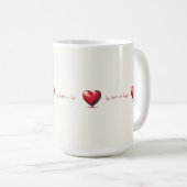 Rode harten patroon op crème schets koffiemok (Voorkant rechts)