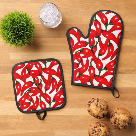 Rode hete pepers pittig ovenwant & pannenlap set (Top down)