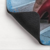 Rode hielkasten op een mousepad muismat (Hoek)