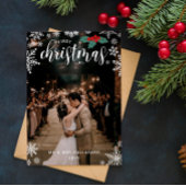 Rode Holly Sneeuwvlokken 1e Kerstmis Bruiloft Foto Feestdagenkaart