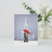 rode hond in parapest briefkaart (Staand voorkant)