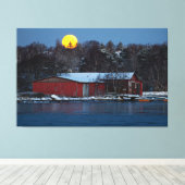 Rode houten boothuis in Helsinki, Finland Canvas Afdruk (Insitu (Houten vloer))