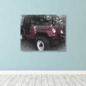 Rode Jeep met zwarte en witte achtergrond Canvas Afdruk (Insitu (Houten vloer))