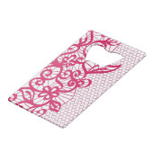 Rode kant creditkaart flessenopener (Voorkant Gekanteld)