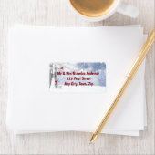 Rode kardinaal met kerstsnowy bomen etiket (Insitu)