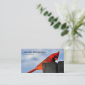 Rode kardinaal op houten stump visitekaartje (Staand voorkant)