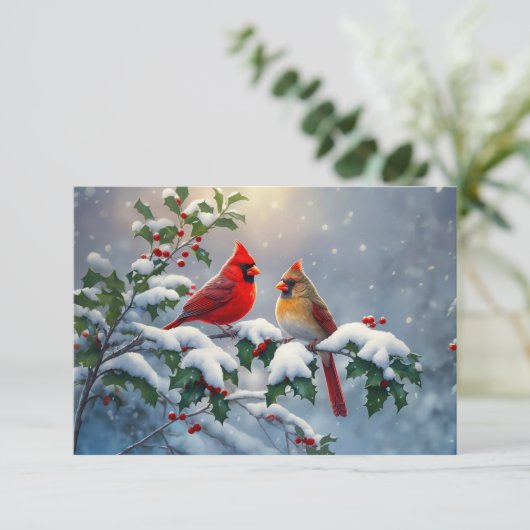 Rode kardinalen en Holly in de sneeuw Kaart (Staand voorkant)