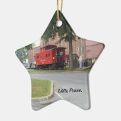 Rode kasten in de kerstversiering van Litiz Penna Keramisch Ornament (Links)