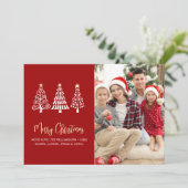 Rode Kerst Foto Whimsical Bomen Script Feestdagenkaart (Staand voorkant)
