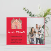 Rode Kerst Gingerbread Home Foto Verhuizen Feestdagenkaart (Staand voorkant)
