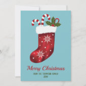 Rode kerstinslag op blauw met aangepaste tekst feestdagenkaart (Voorkant)