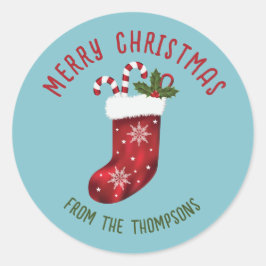 Rode kerstinslag op blauw met aangepaste tekst ronde sticker