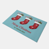 Rode kerstkaarten op blauw met aangepaste tekst deurmat (Schuin)