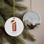Rode Kerstman Hoed Londen Telefoon Kerstfoto Keramisch Ornament<br><div class="desc">Whimsical kerstboom ornament met een Londen Telephone Box illustratie bekroond met een Santa Hat als een speciale feestelijke touch. Draai het om en voeg uw favoriete foto van uw reis naar Londen toe als een speciaal moment om te reizen! Originele kunst en design van Annie Montgomery Design.</div>