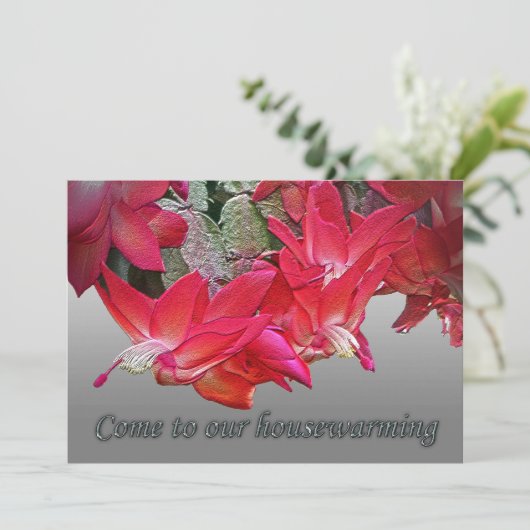 Rode Kerstmis Cactus Housewarming Uitnodiging (Staand voorkant)