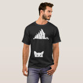 Rode Kerstmis Kat Tipping Kerstboom Over Meowy Kat T-shirt (Voorkant volledig)