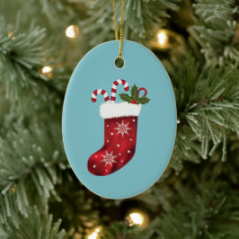 Rode Kerstsok Met Suikerstenen En Hulst Keramisch Ornament