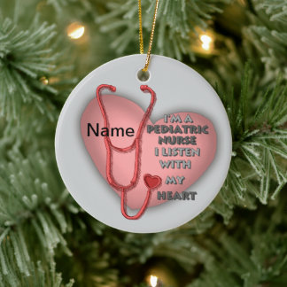 Rode kinderverpleegkundige keramisch ornament