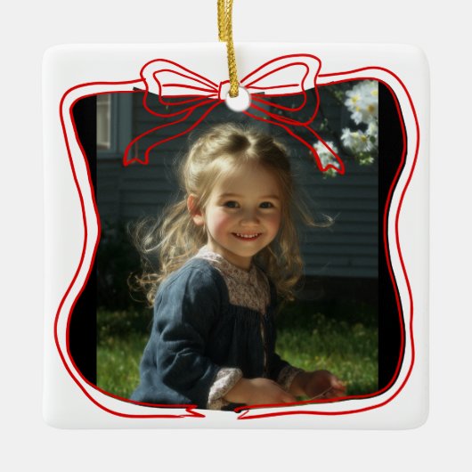 Rode Kladderboogframe Aangepaste Foto Keramisch Ornament (Voorkant)