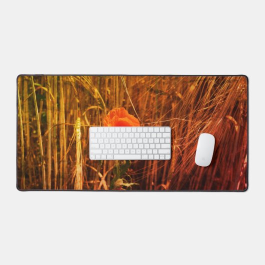 Rode klaproos in gouden tarweveld bureaumat (Keyboard & Muis)