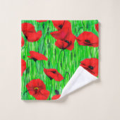 Rode klaprozen in een groen veld bad handdoek (Wasdoekje)