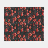 Rode klaprozen op zwart fleece deken (Voorkant (Horizontaal))