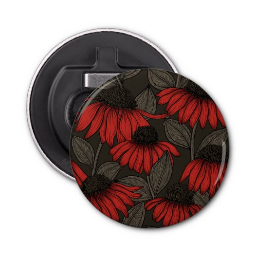 Rode komkommers op bruin button flesopener (Voorkant)