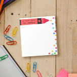 Rode Krayon en sterren kleurrijke noot van leraar Notitieblok<br><div class="desc">Een notitie van het notitieblok van leerkrachten op school,  gepersonaliseerd met de naam van de leraar geschreven over een rood kruiper met kleurrijke sterren. Notitieblok van de onderwijzeres voor kinderen met een kraakbeen en sterren.</div>