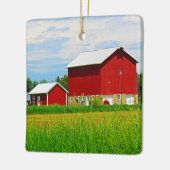 Rode landschuur en grasland keramisch ornament (Links)