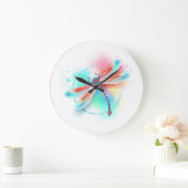 Rode libel op waterverf achtergrond grote klok (Huis)