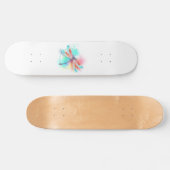 Rode libel op waterverf achtergrond persoonlijk skateboard (Horizontaal)