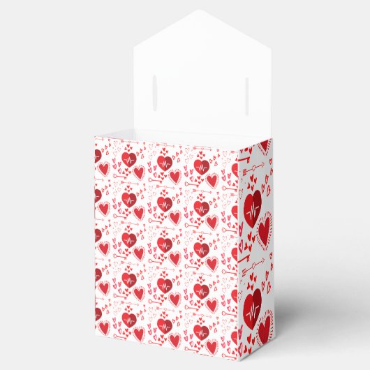 Rode liefdesharten en Lover Gifts Bedankdoosjes (Geopend)