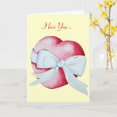 Rode liefdesharten en witte strik met romantisch v kaart (Gele Bloem)